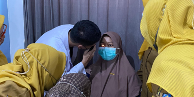 Pelatihan Penggunaan Ophthalmoskop Bagi Tim Medis & Tenaga Kesehatan Puskesmas Tanah Kali Kedinding