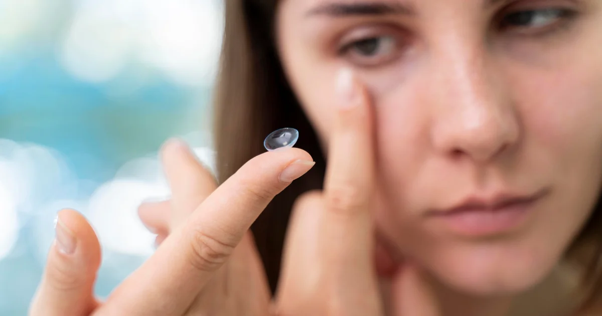 infeksi mata karena softlens