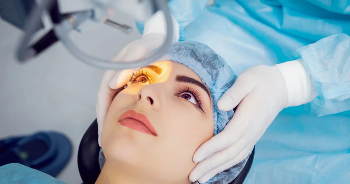 perbedaan lasik dan smile pro